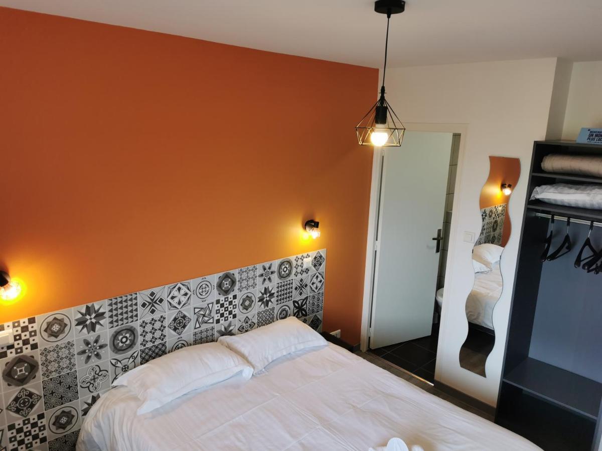 Logis Hotel- Restaurant La Haie Des Vignes Seminaires Et Evenementiel Allain Екстериор снимка