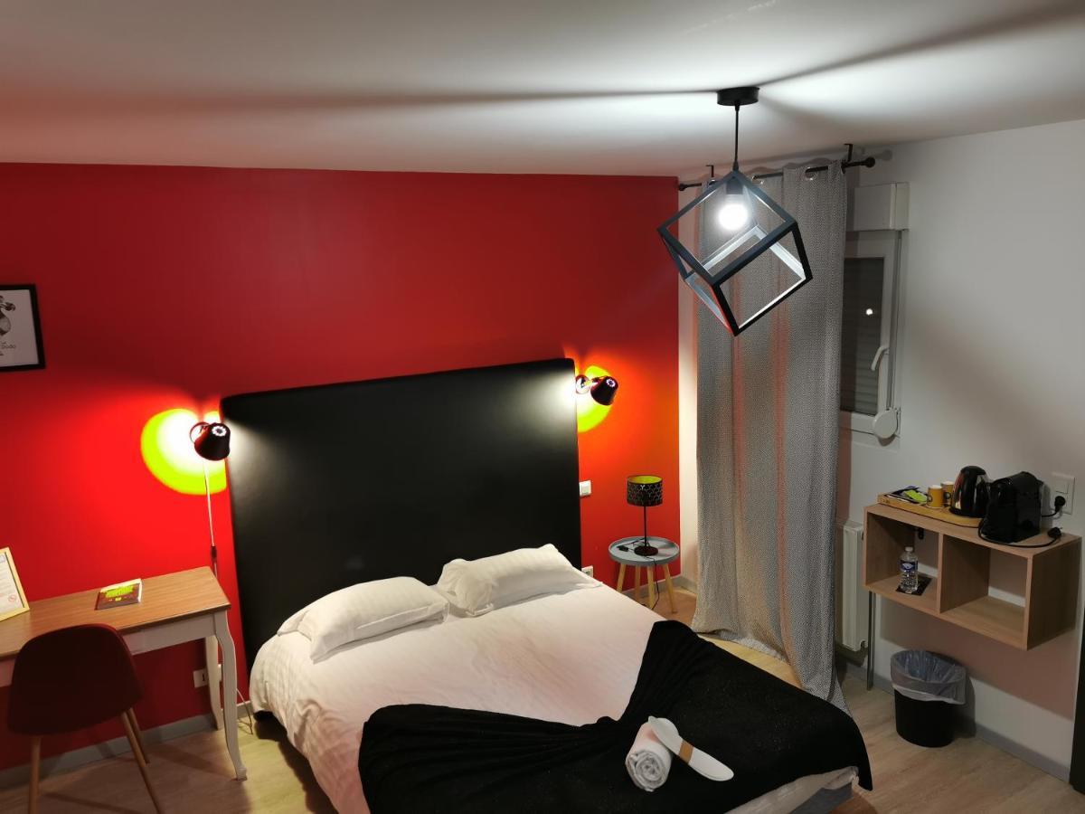 Logis Hotel- Restaurant La Haie Des Vignes Seminaires Et Evenementiel Allain Екстериор снимка