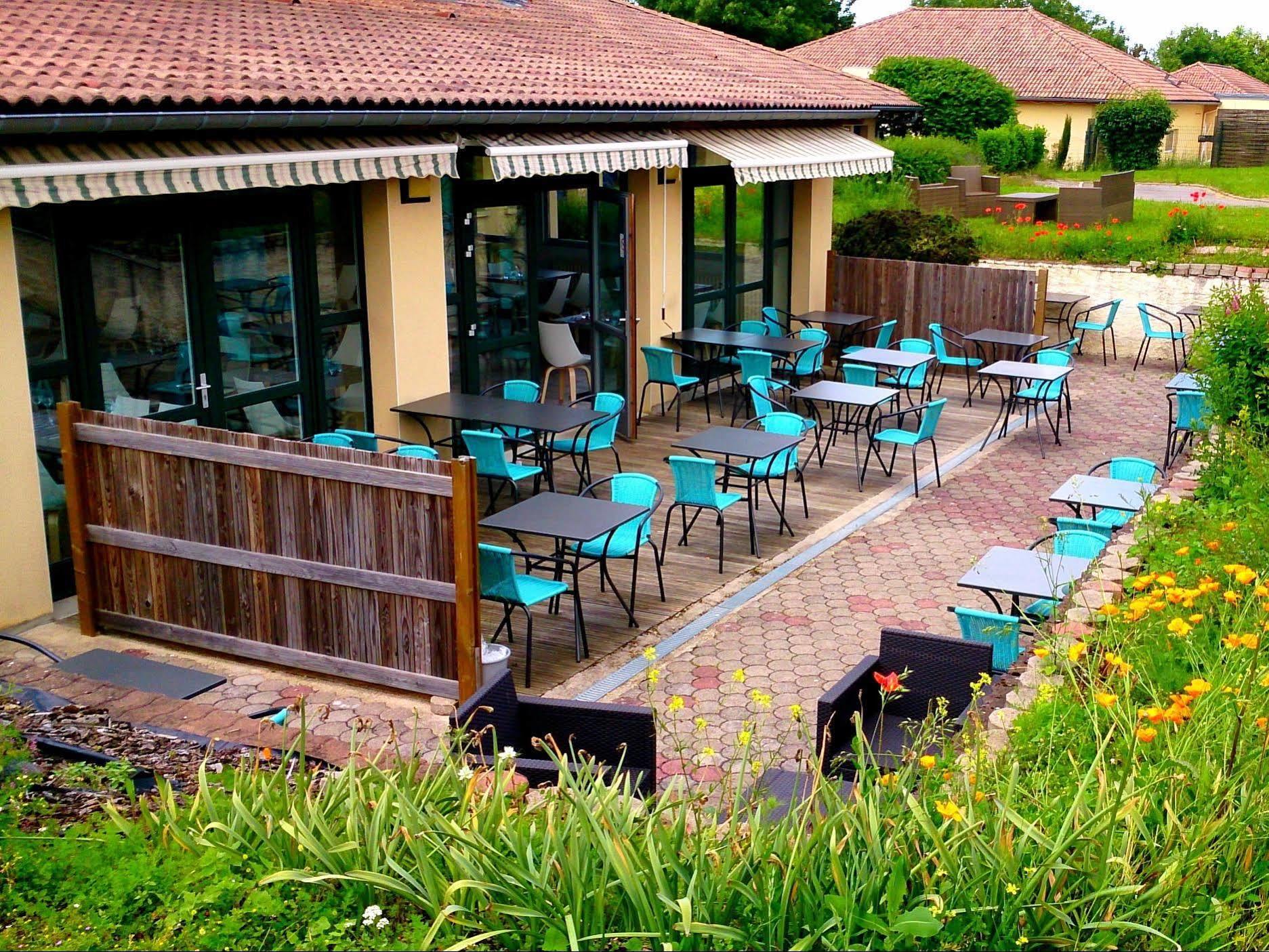 Logis Hotel- Restaurant La Haie Des Vignes Seminaires Et Evenementiel Allain Екстериор снимка